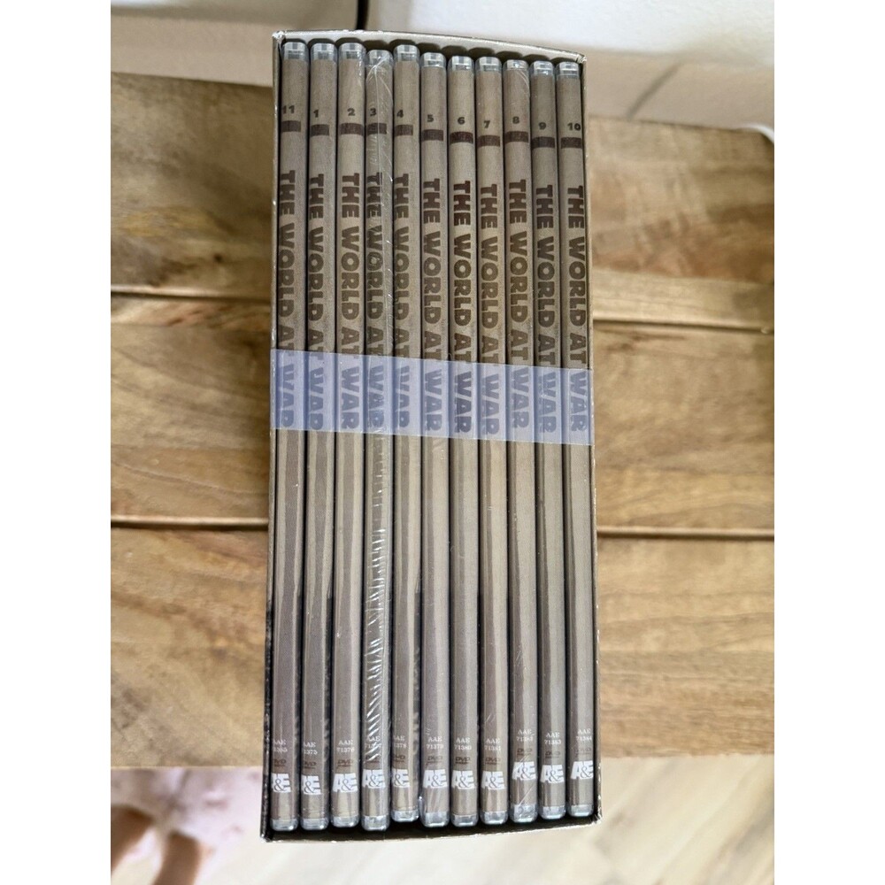 The World at War Complete 11 DVD Box Set A&E WWII Documentary Laurence Olivier - Picture 3 of 4
